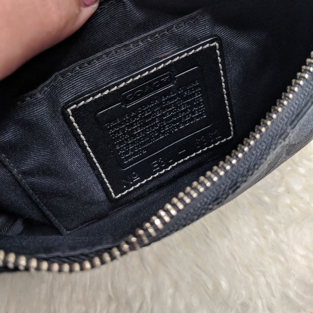 Coach Black Mini Hobo Bag Signature Print Pattern - Picture 2 of 7